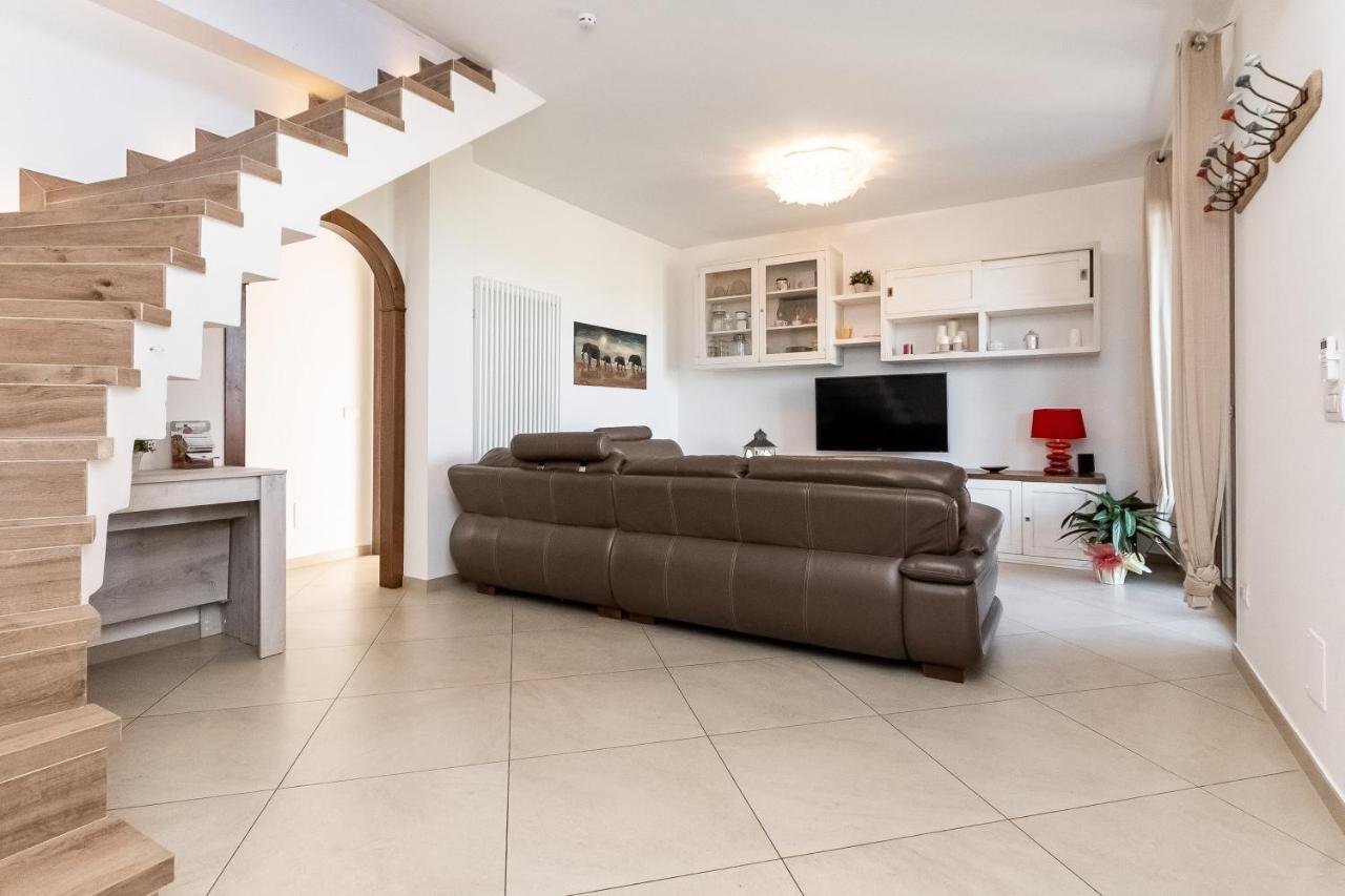 Villa Luxury - Sarzana Luni Buitenkant foto